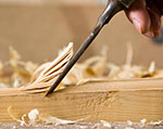 Entretien de meuble en bois par Menuisier France à Neschers